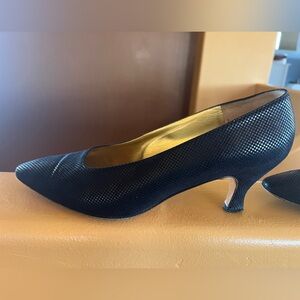 Vintage Bruno Magli Black Pumps
